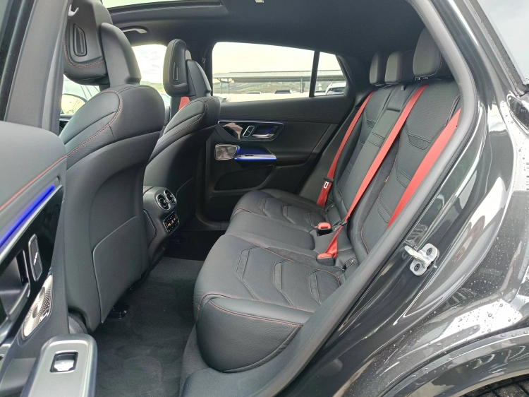 9 - Mercedes AMG GLC Mercedes-AMG GLC 43 4MATIC Coupe