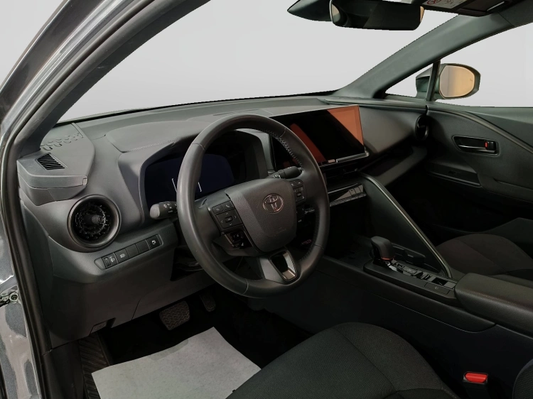 7 - Toyota C-HR C-HR 2.0 hv Trend fwd e-cvt