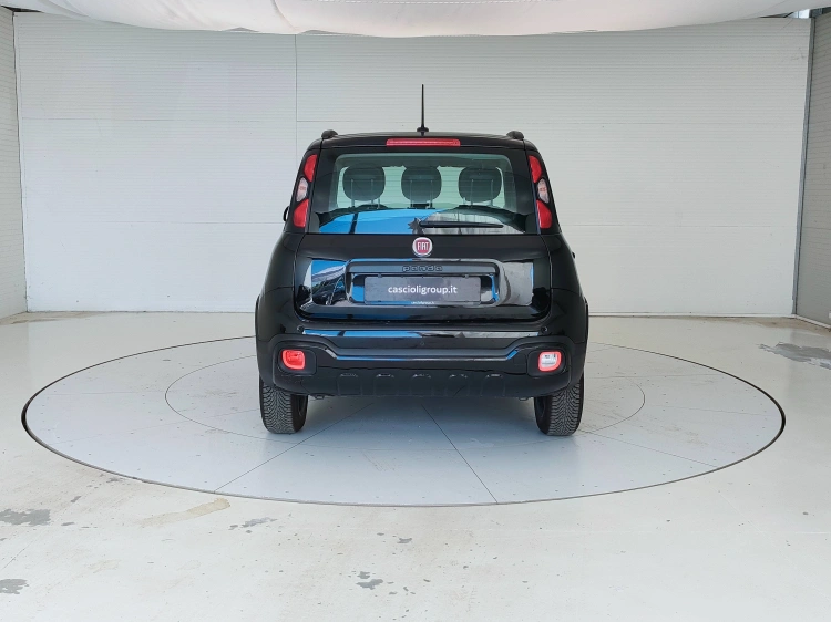 6 - Fiat Panda Panda 1.0 hybrid City Cross s&s 70cv