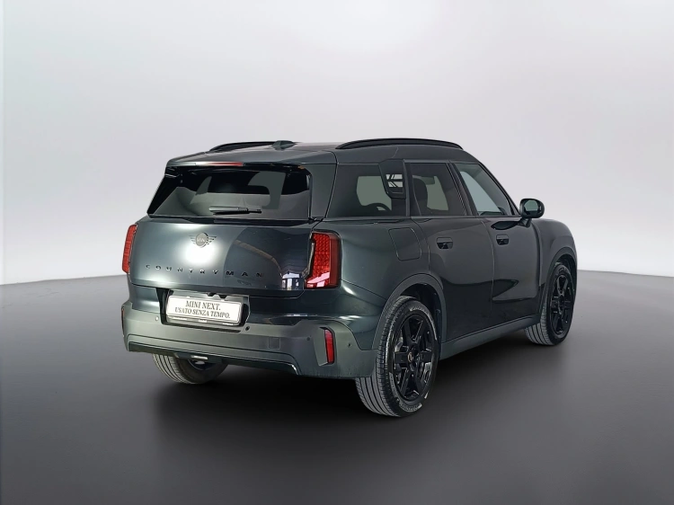 4 - MINI Countryman Mini Countryman 2.0 48V D Classic auto