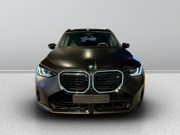 2 - BMW X3 BMW X3 M50 xDrive
