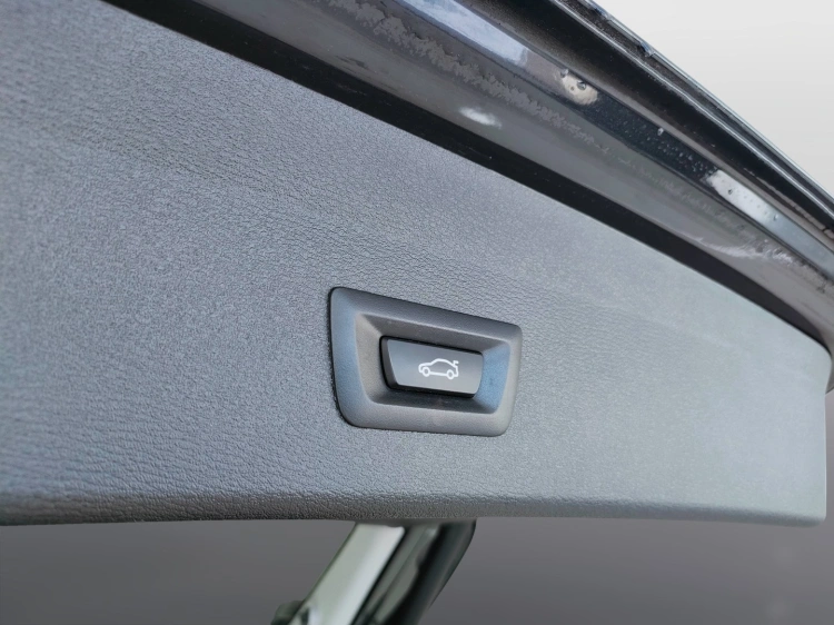 15 - BMW X1 X1 sdrive18d Advantage