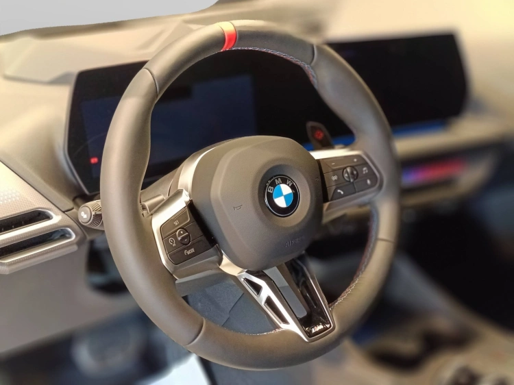 12 - BMW Serie 1 BMW M135 xDrive