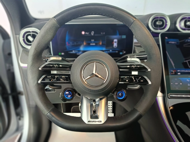 16 - Mercedes AMG GLC GLC Coupé AMG 63 S E performance 