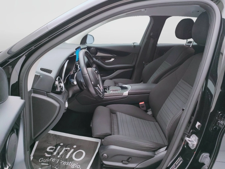 14 - Mercedes-Benz GLC 220 d Sport 4matic auto