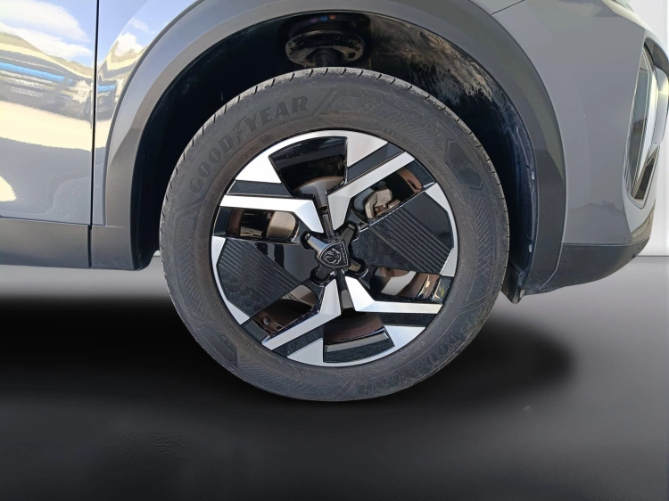 19 - Peugeot 2008 2008 1.2 puretech Allure s&s 130cv eat8