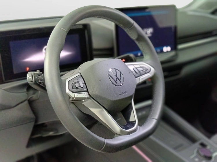 18 - Volkswagen T T-Roc 1.5 etsi Style 150cv dsg