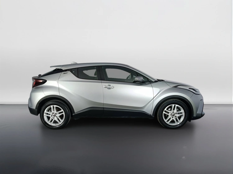 3 - Toyota C-HR C-HR 1.8h Business e-cvt
