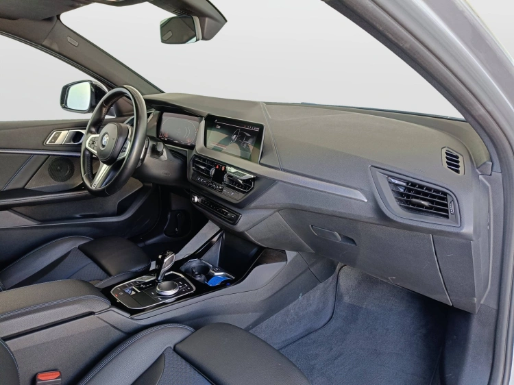10 - BMW Serie 1 118d Msport auto