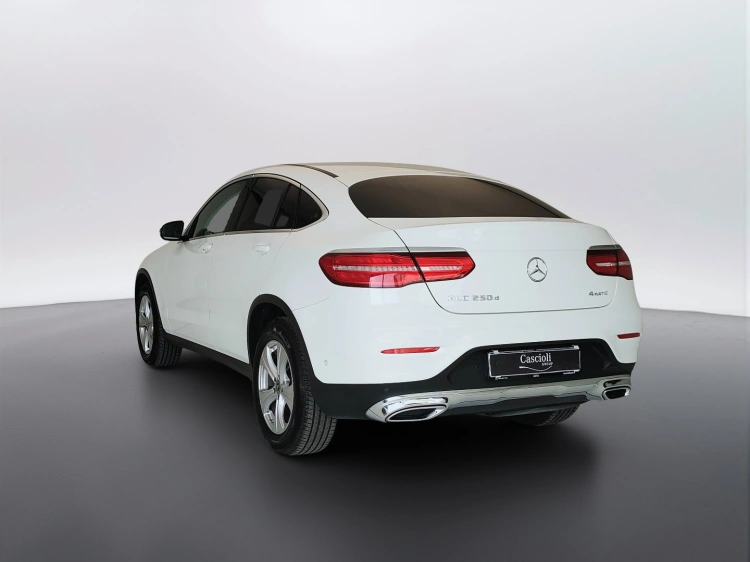 8 - Mercedes-Benz GLC Coupe 250 d Sport 4matic auto