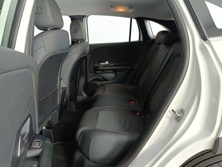 9 - Mercedes-Benz GLA Mercedes 250 e phev (eq-power) Sport Plus auto