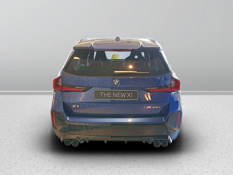 5 - BMW X1 M BMW X1 M35i xDrive