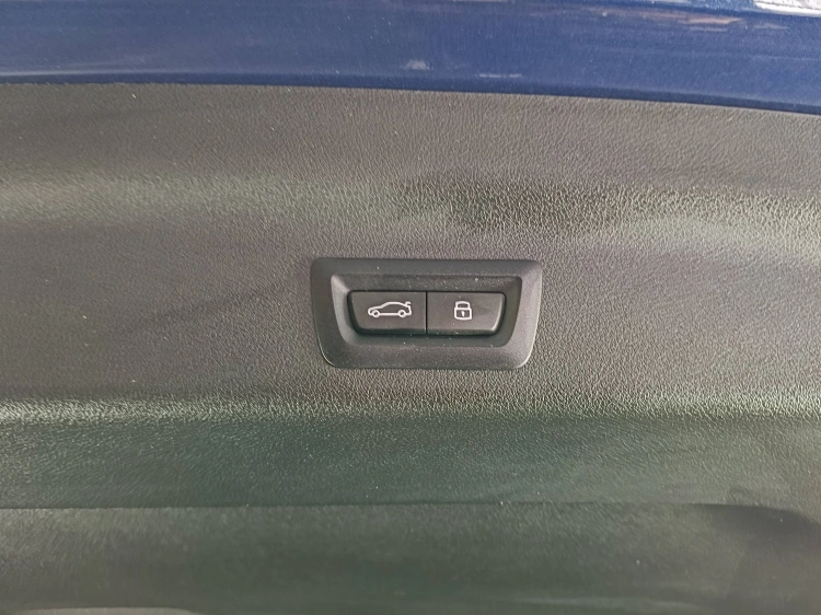 15 - BMW iX1 iX1 edrive 20 X-Line