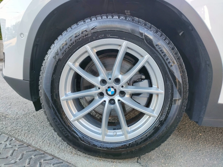 8 - BMW X3 X3 xdrive20d mhev 48V auto