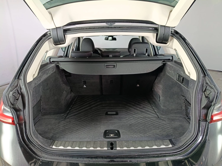 16 - BMW 3 320d Touring Business Advantage auto