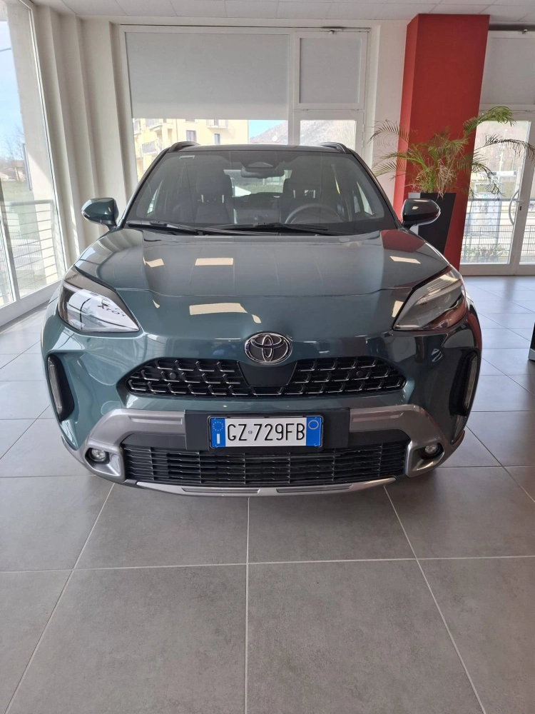 2 - Toyota Yaris Cross Yaris Cross 1.5h Lounge fwd 130cv e-cvt