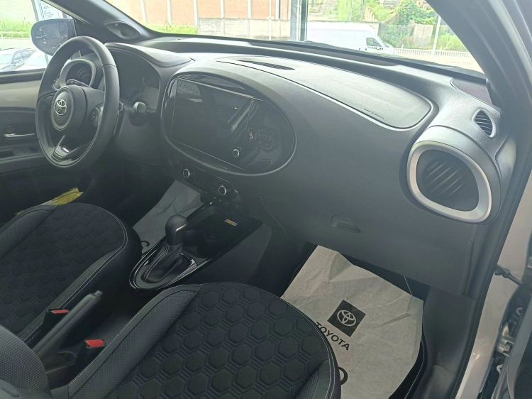 10 - Toyota Aygo X AYGO X 10B CVT JBL SE MY24