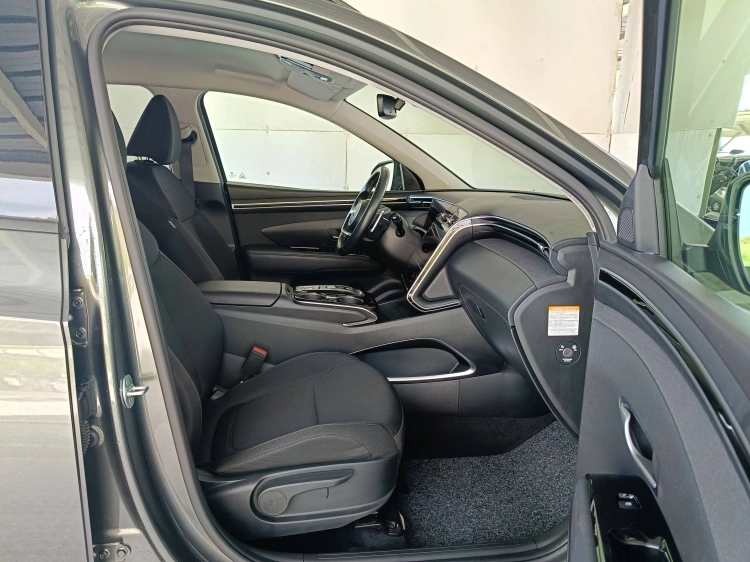 11 - Hyundai Tucson Tucson 1.6 hev Xline 2wd auto