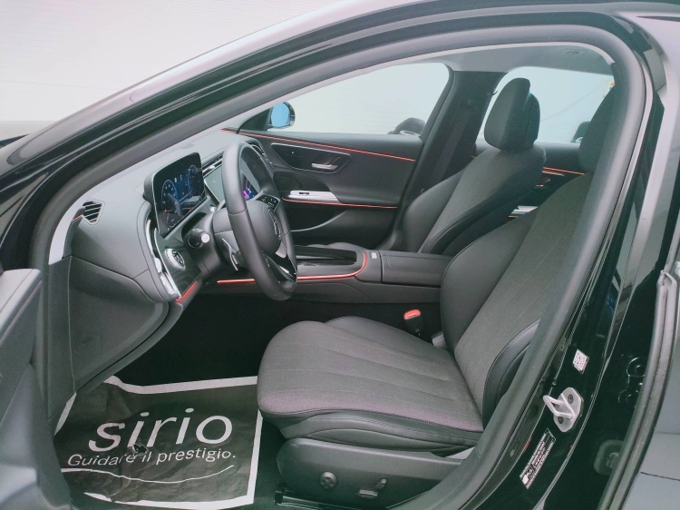 16 - Mercedes-Benz Classe E SW 220 d Advanced auto