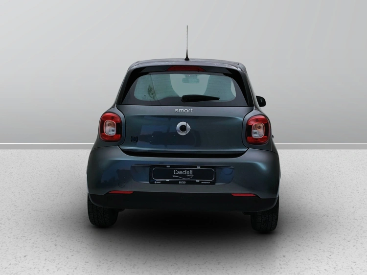 4 - smart forfour Forfour eq Passion 22kW