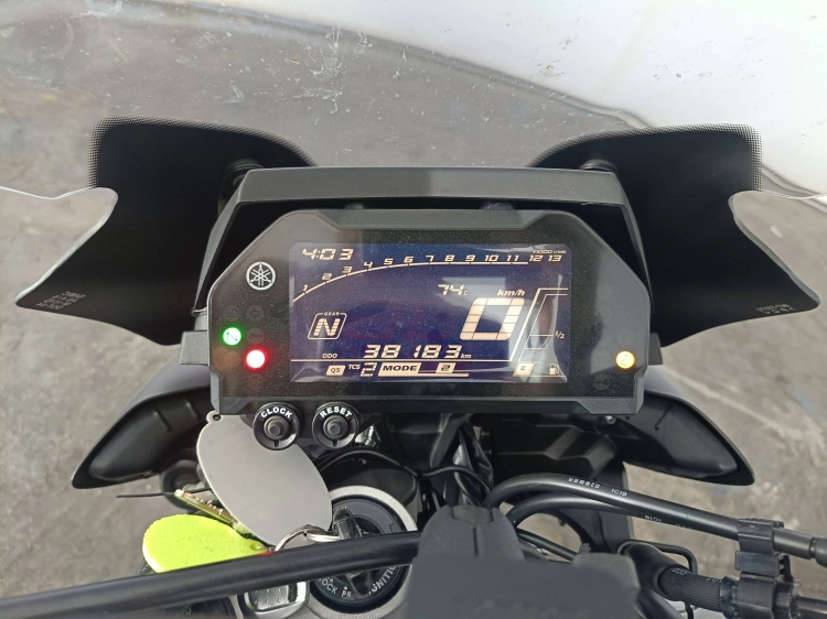 9 - Yamaha MT MT-09 850 Sport Tracker Abs
