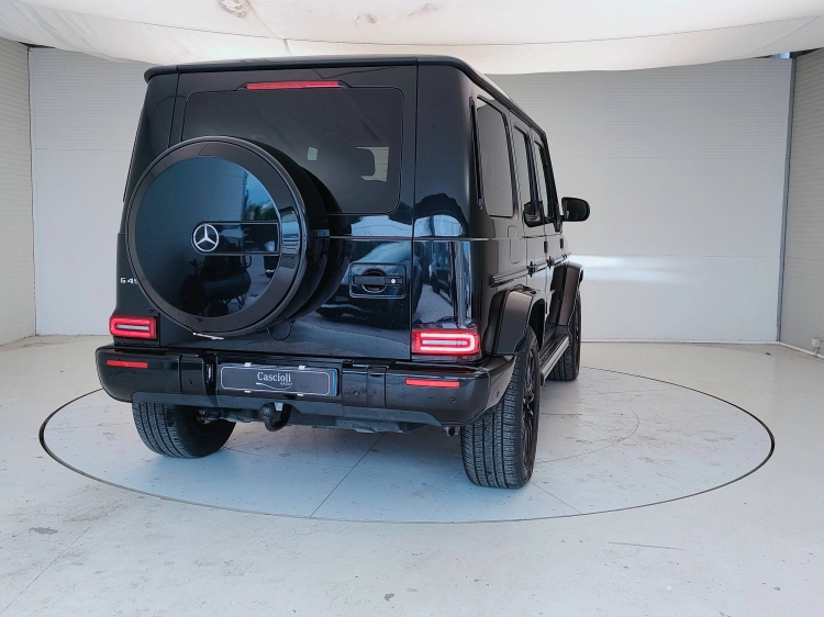 6 - Mercedes-Benz Classe G 400 d Premium Plus 330cv auto