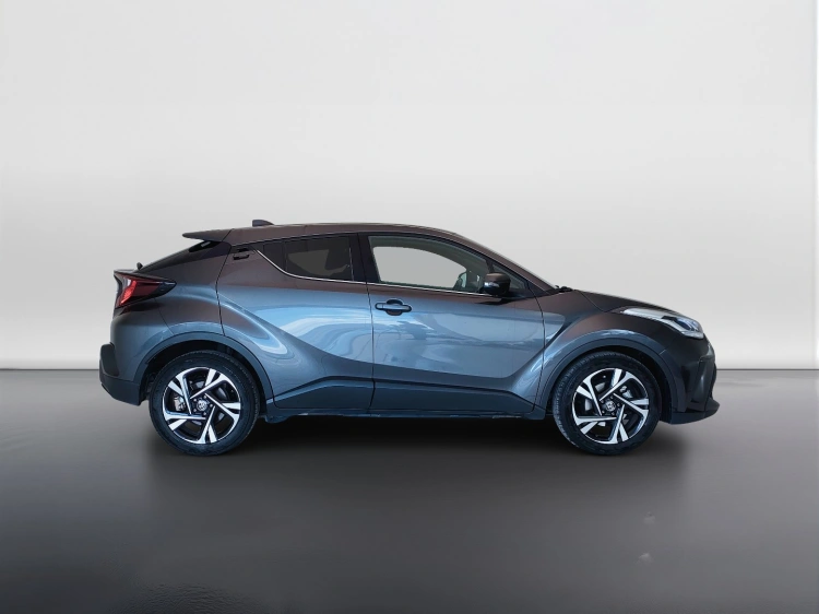 4 - Toyota C-HR C-HR 1.8h Trend e-cvt