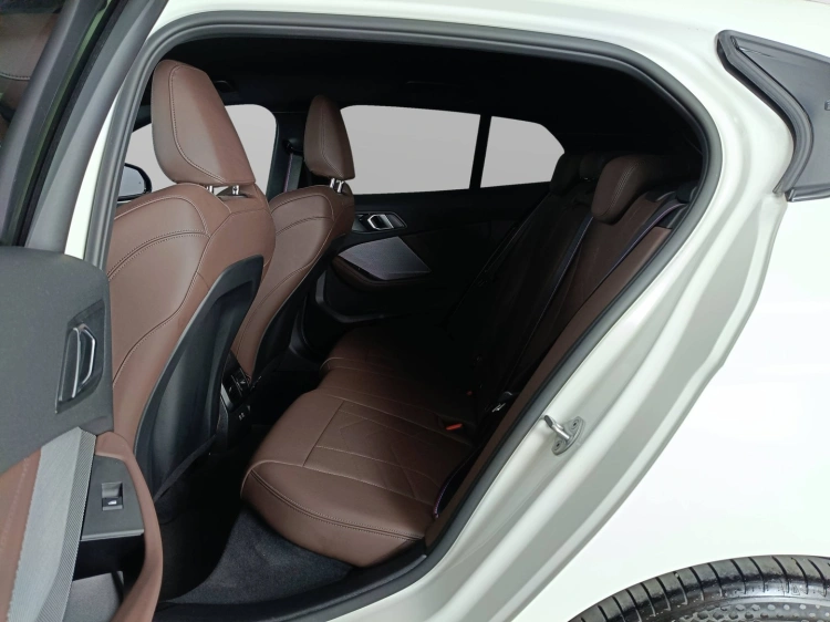 9 - BMW Serie 1 120d 48V MSport Pro auto