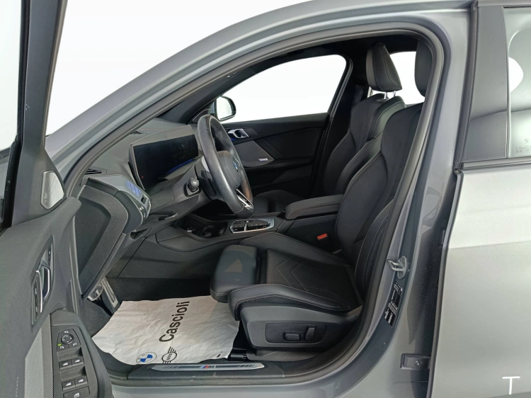 9 - BMW Serie 1 120 48V MSport auto