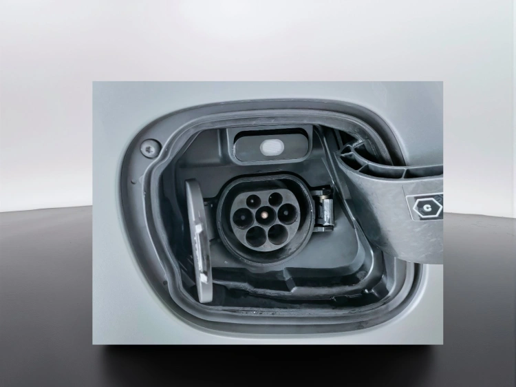 9 - smart fortwo Fortwo eq Passion 4,6kW