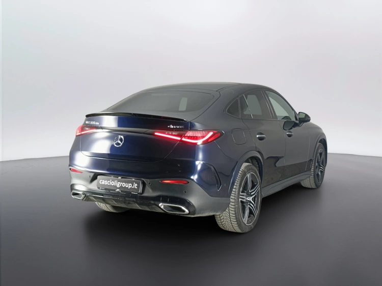 4 - Mercedes-Benz GLC 300 de phev AMG Line Premium Plus 4matic auto