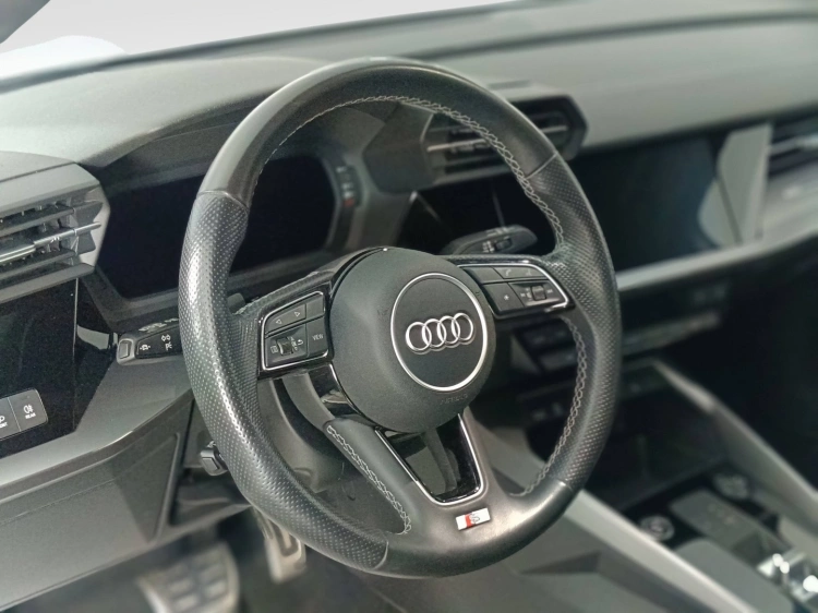 17 - Audi A3 A3 Sportback 35 2.0 tdi S line Edition s-tronic