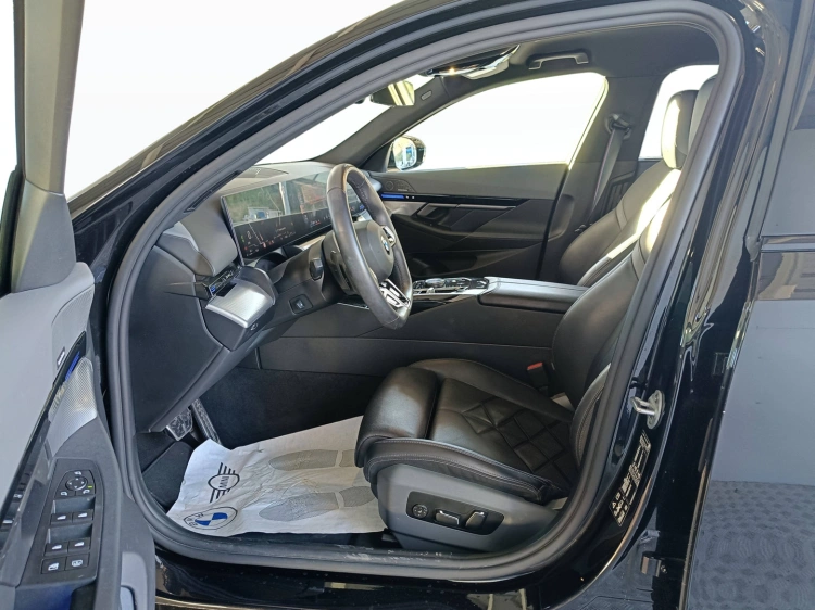 8 - BMW Serie 5 520d 48V xdrive MSport Pro auto