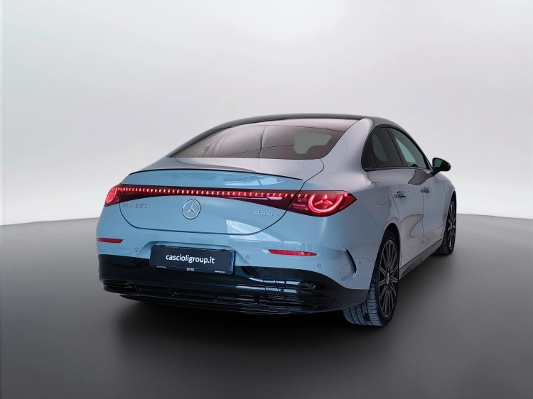 5 - Mercedes-Benz CLA EQ CLA 350 4MATIC con tecnologia EQ