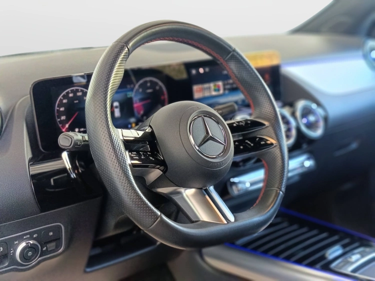 18 - Mercedes-Benz GLA 200 d AMG Line Advanced Plus 4matic auto