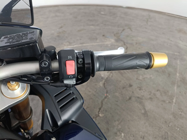 8 - Yamaha FZ FZS 1000 Fazer