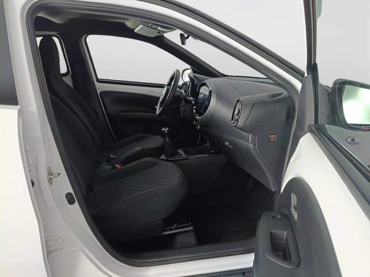 11 - Toyota Aygo X TOYOTA Aygo X 1.0 VVT-i 72 CV 5 porte Trend