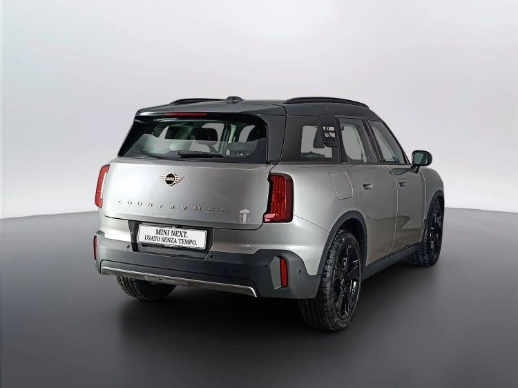 4 - MINI Countryman Mini Countryman 2.0 48V D Classic auto