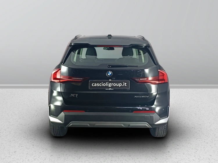 5 - BMW X1 X1 xdrive20d mhev 48V auto