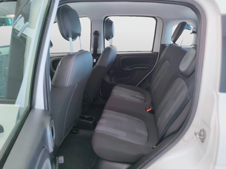 12 - Fiat Panda Panda 1.2 City Cross s&s 69cv my19