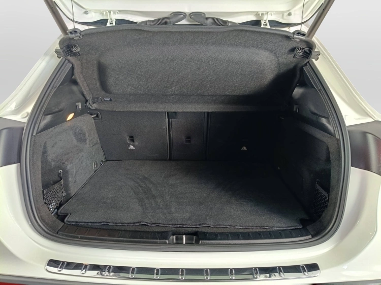 21 - Mercedes-Benz GLA GLA-H247 2020 - 180 d Premium auto