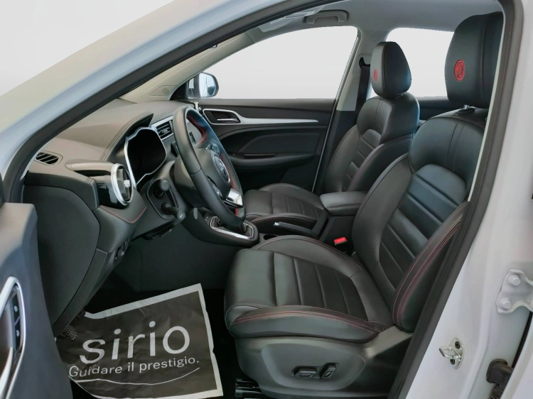 16 - Mg ZS ZS 1.5 Luxury
