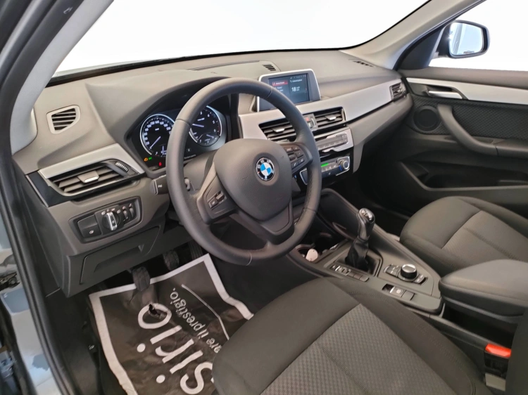 13 - BMW X1 X1 sdrive16d