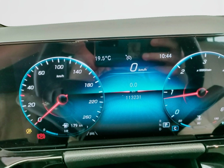 18 - Mercedes-Benz Classe B 180 d Sport Plus auto