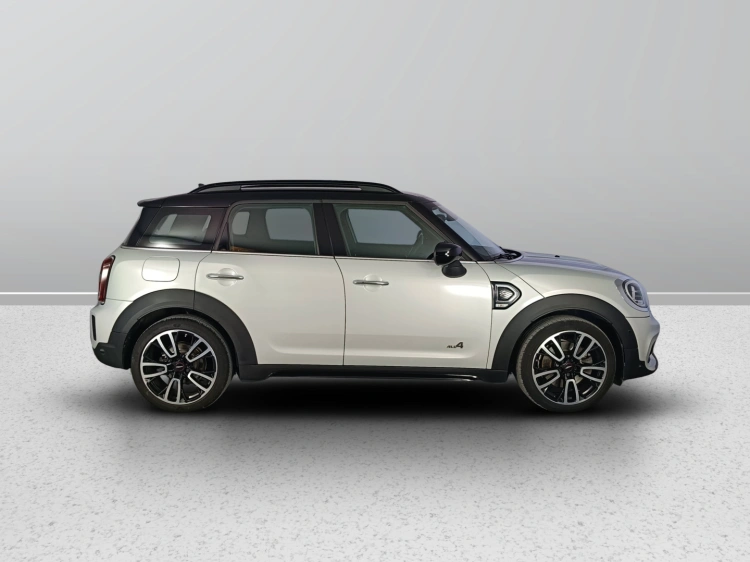 6 - MINI Countryman Mini Countryman 2.0 Cooper SD Hype all4 auto