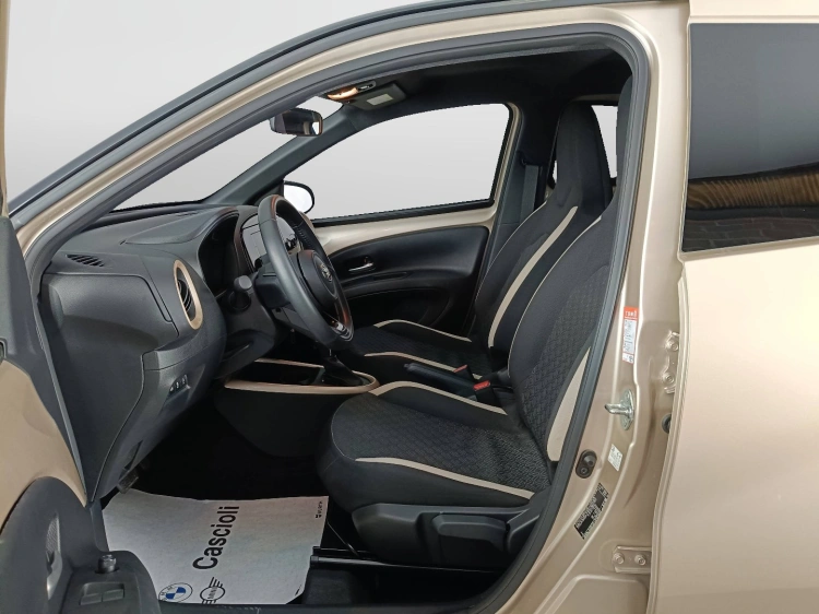 8 - Toyota Aygo X Aygo X 1.0 Trend 72cv s-cvt