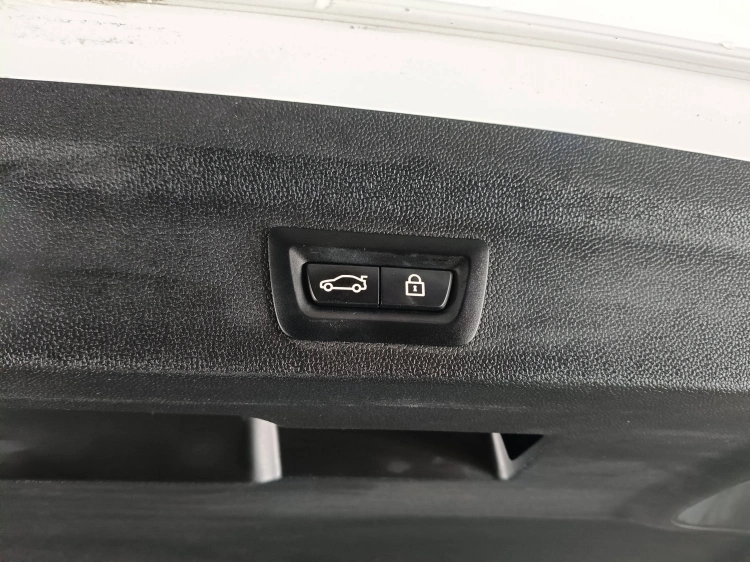 15 - MINI Countryman Mini Countryman 2.0 Cooper SD auto