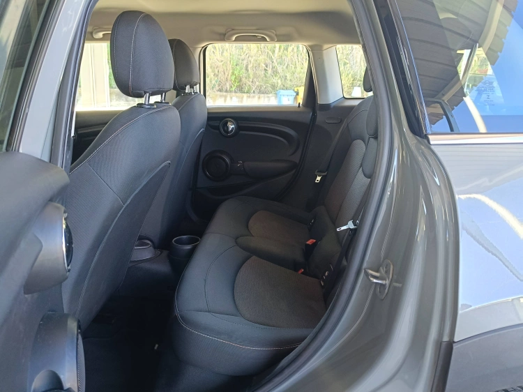 9 - MINI One Mini 1.5 One D Boost 5p my18