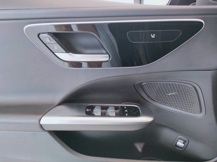 11 - Mercedes-Benz Classe C 220 d mhev Premium auto