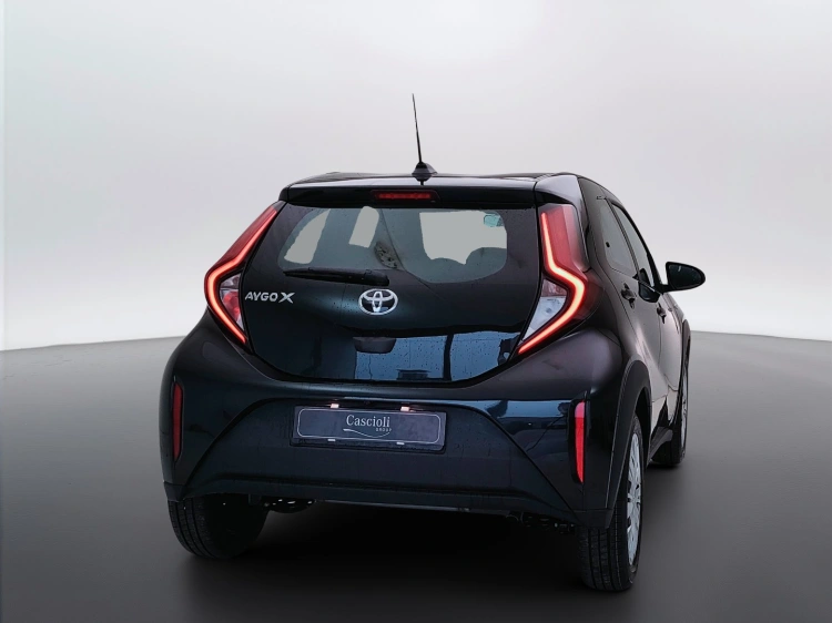 6 - Toyota Aygo X AYGO X 10B MT ACTIVE MY24
